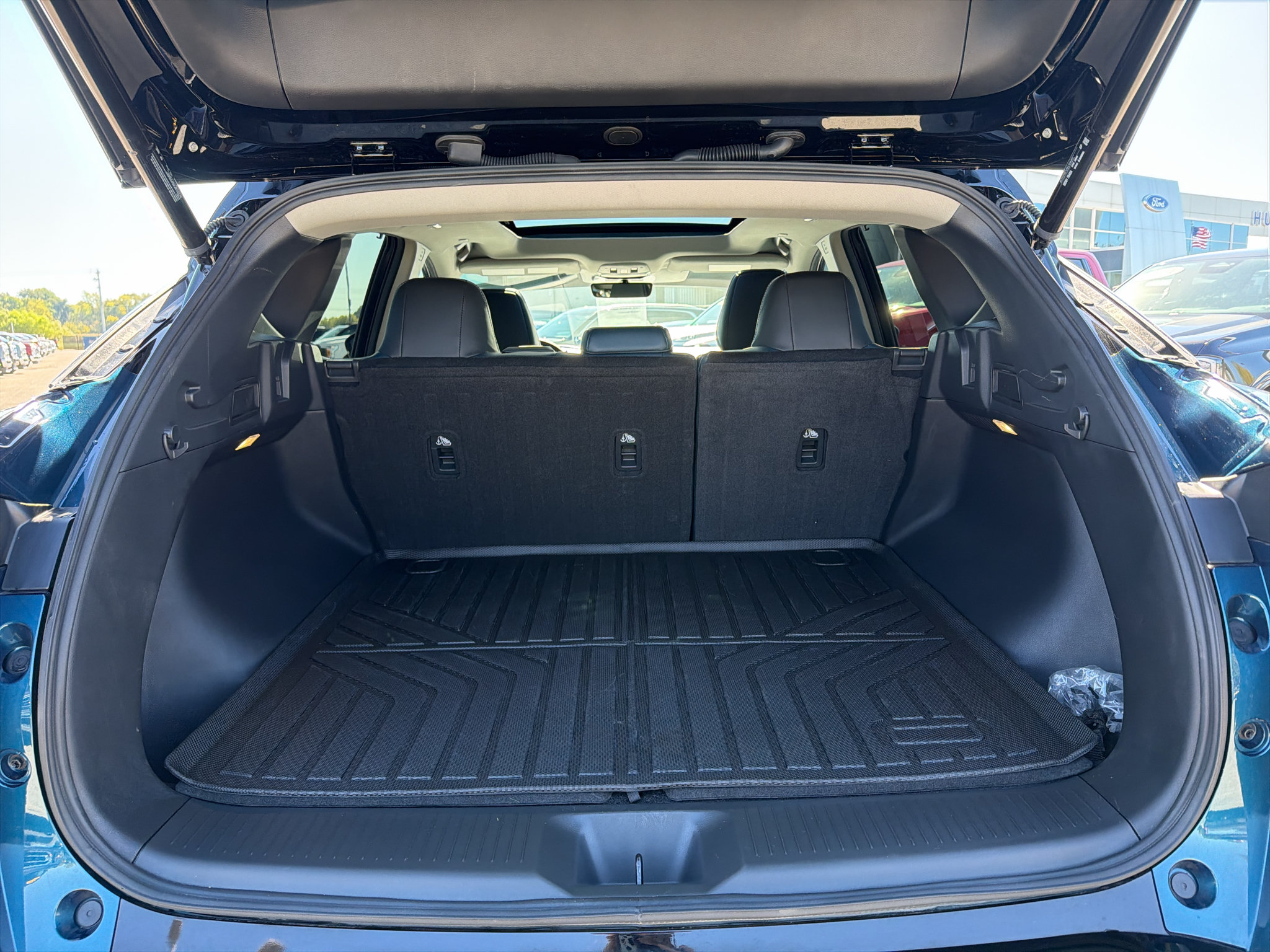 Used 2025 Nissan Murano Platinum AWD/4WD image 33
