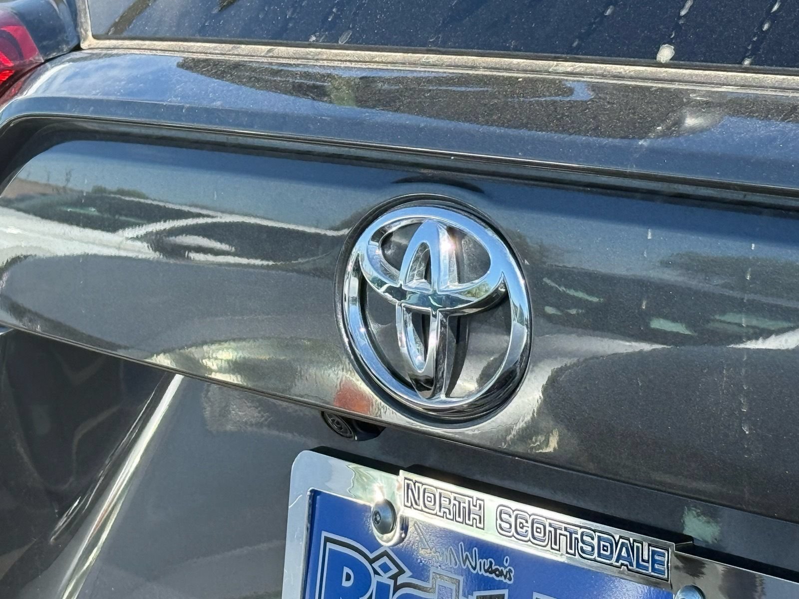 Used 2025 Toyota RAV4 XLE FWD image 10