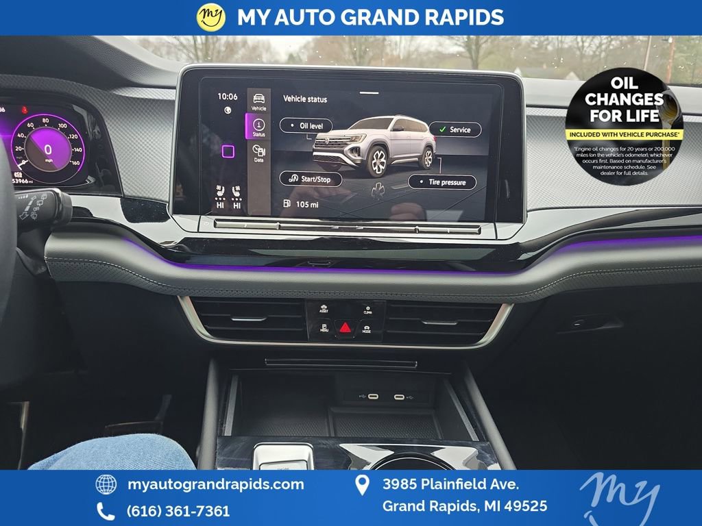 Used 2024 Volkswagen Atlas Peak Edition SE image 18