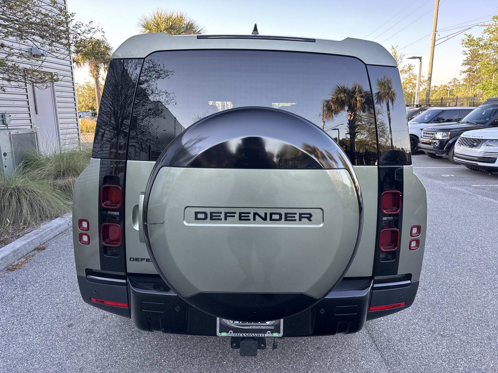 Certified 2024 Land Rover Defender 130 S image 7