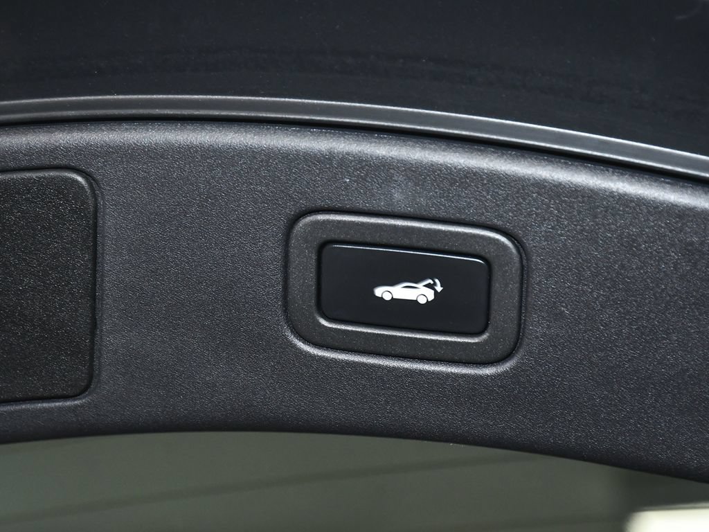 Used 2021 Jaguar F-TYPE R-Dynamic AWD/4WD image 49