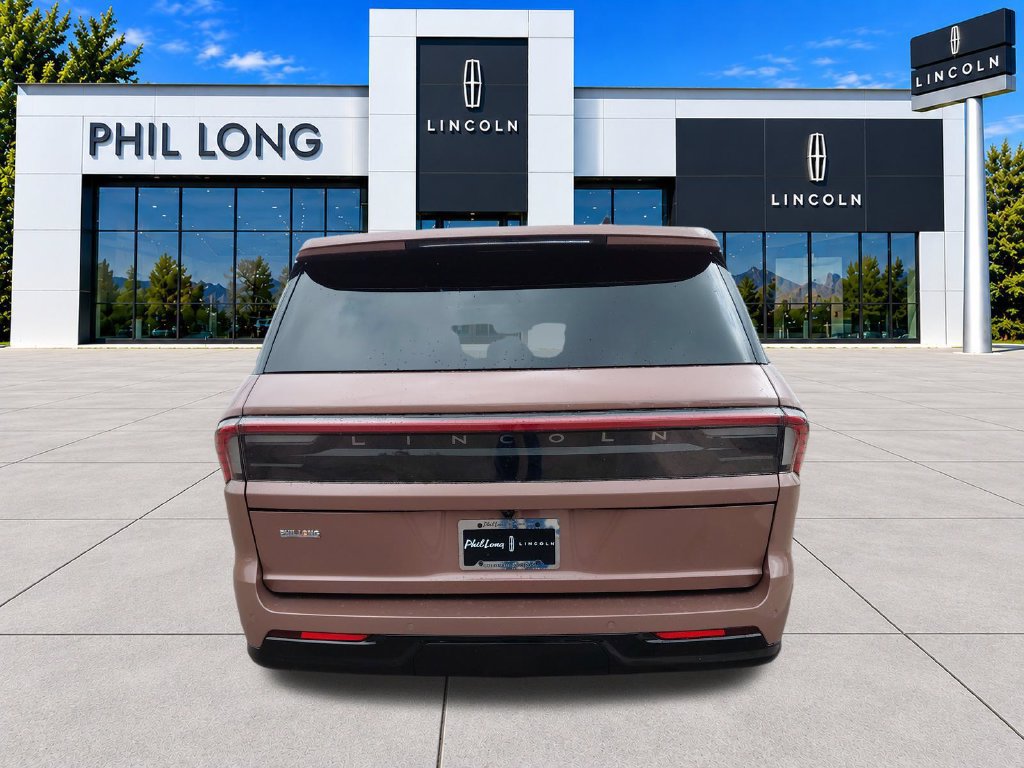 New 2026 Lincoln Navigator L Black Label AWD/4WD image 8