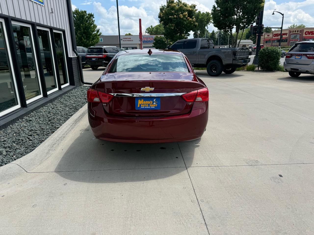 Used 2017 Chevrolet Impala LT w/ Leather Package FWD image 5