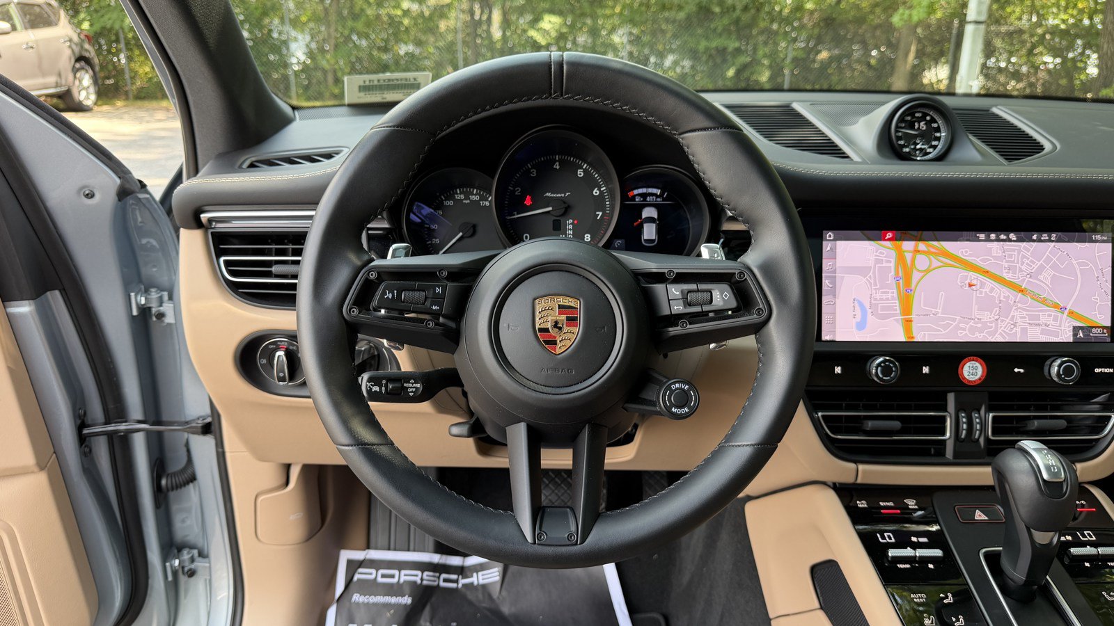 Certified 2026 Porsche Macan Turbo AWD/4WD image 25