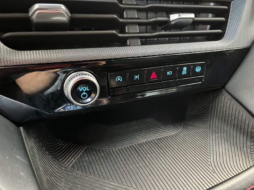 Used 2025 Ford Explorer ST-Line AWD/4WD image 9
