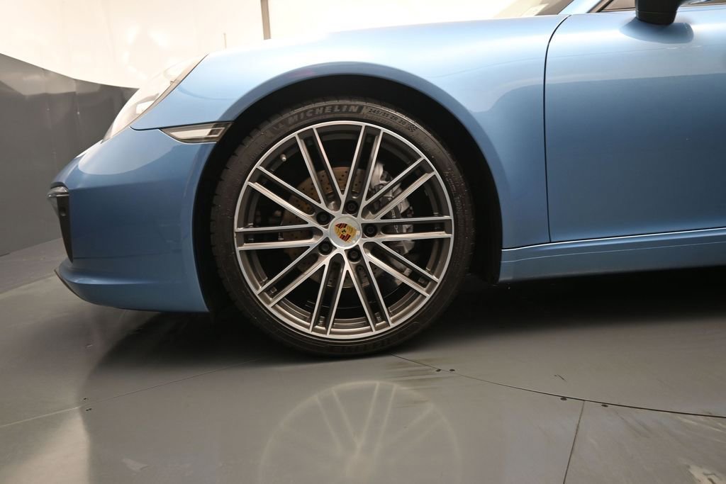 Certified 2019 Porsche 911 Carrera RWD image 9