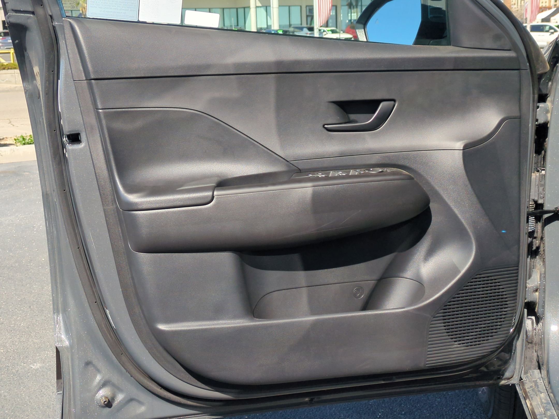 New 2025 Hyundai Kona SEL FWD image 12