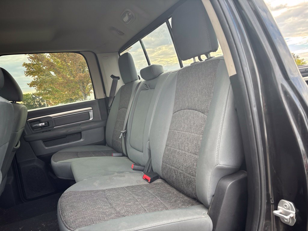 Used 2017 RAM 2500 Big Horn w/ Sport Appearance Group AWD/4WD image 12