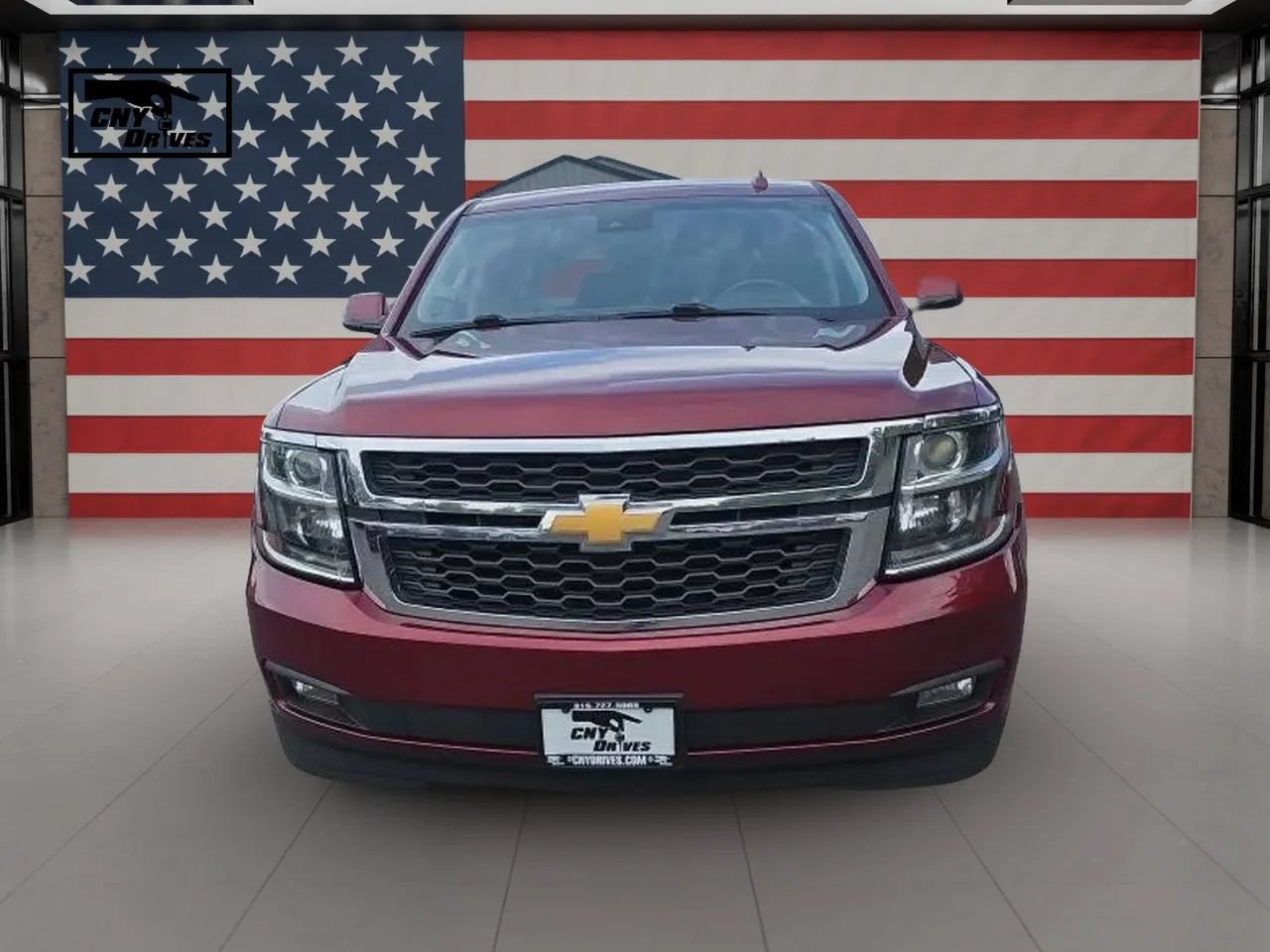 Used 2019 Chevrolet Suburban LT w/ Luxury Package AWD/4WD image 2