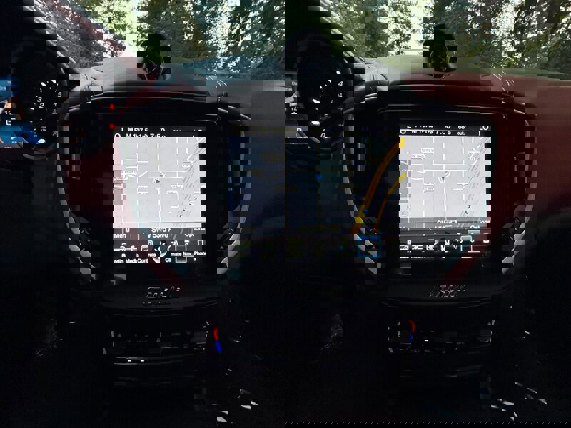 Used 2017 Maserati Ghibli S image 17