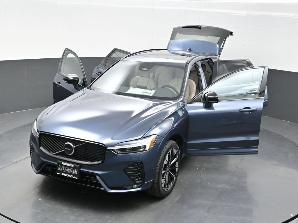 New 2026 Volvo XC60 B5 Plus w/ Climate Package AWD/4WD image 45