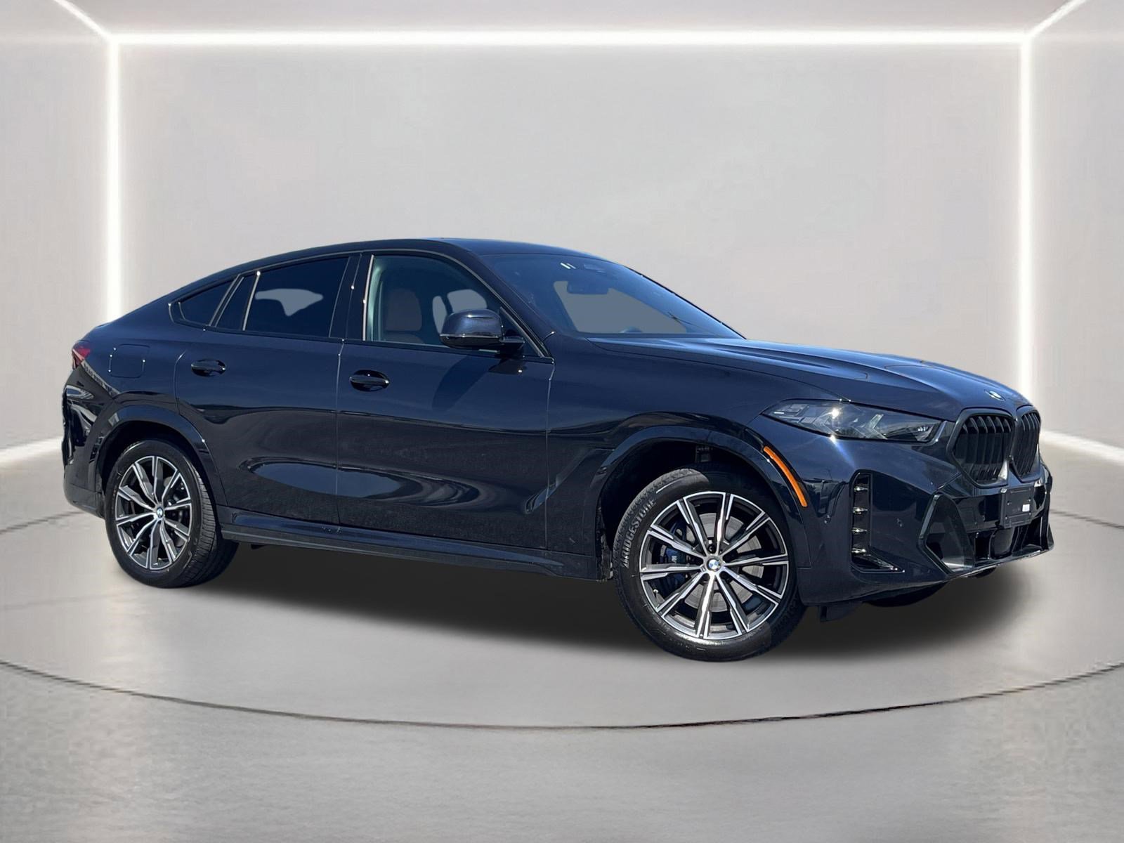 Used 2026 BMW X6 xDrive40i image 2