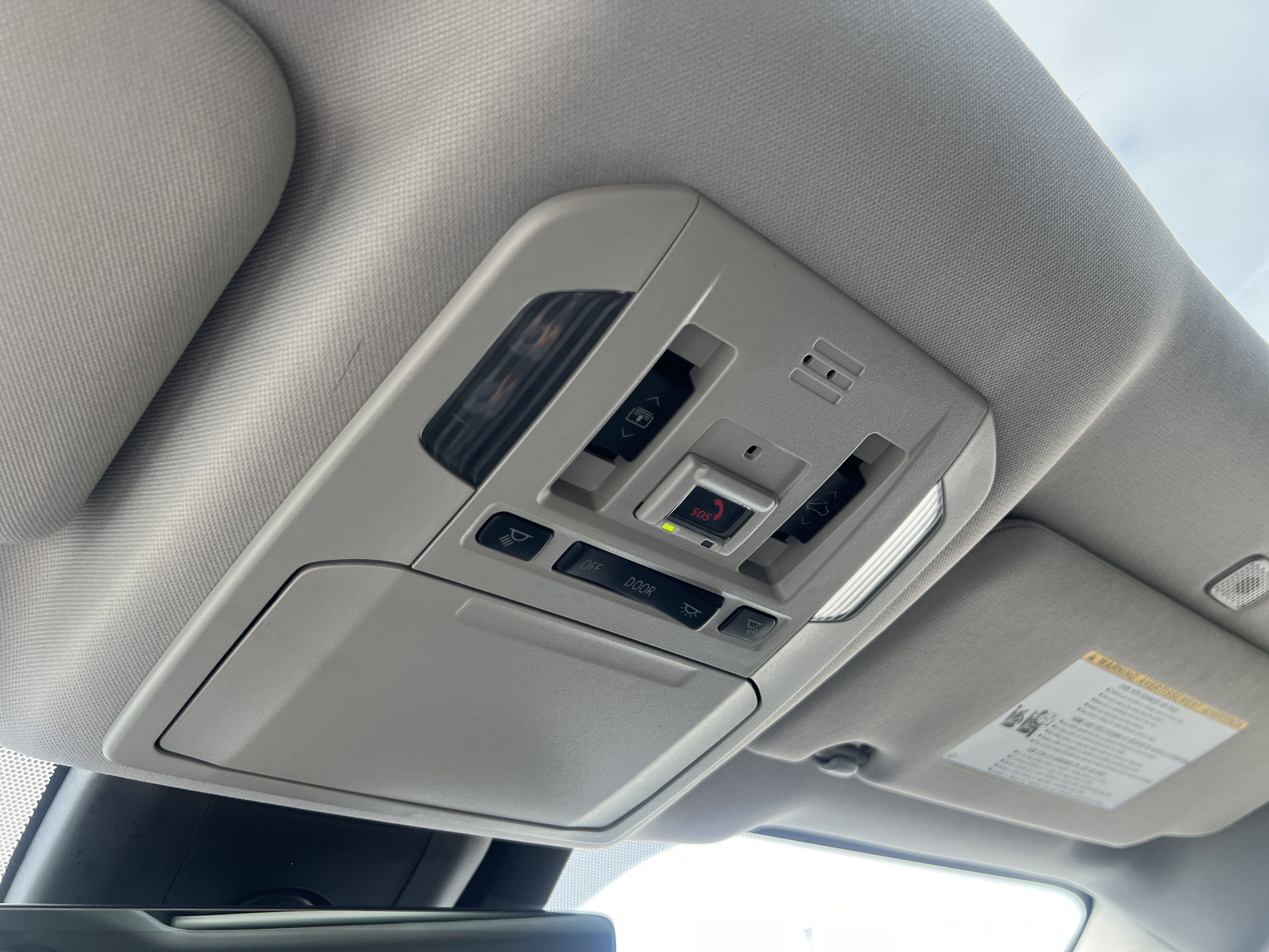 Used 2023 Toyota Highlander Platinum image 35