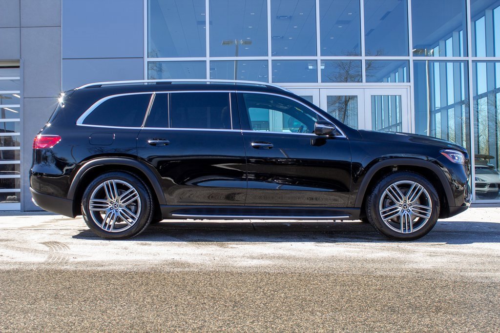 Used 2024 Mercedes-Benz GLS 450 4MATIC image 4