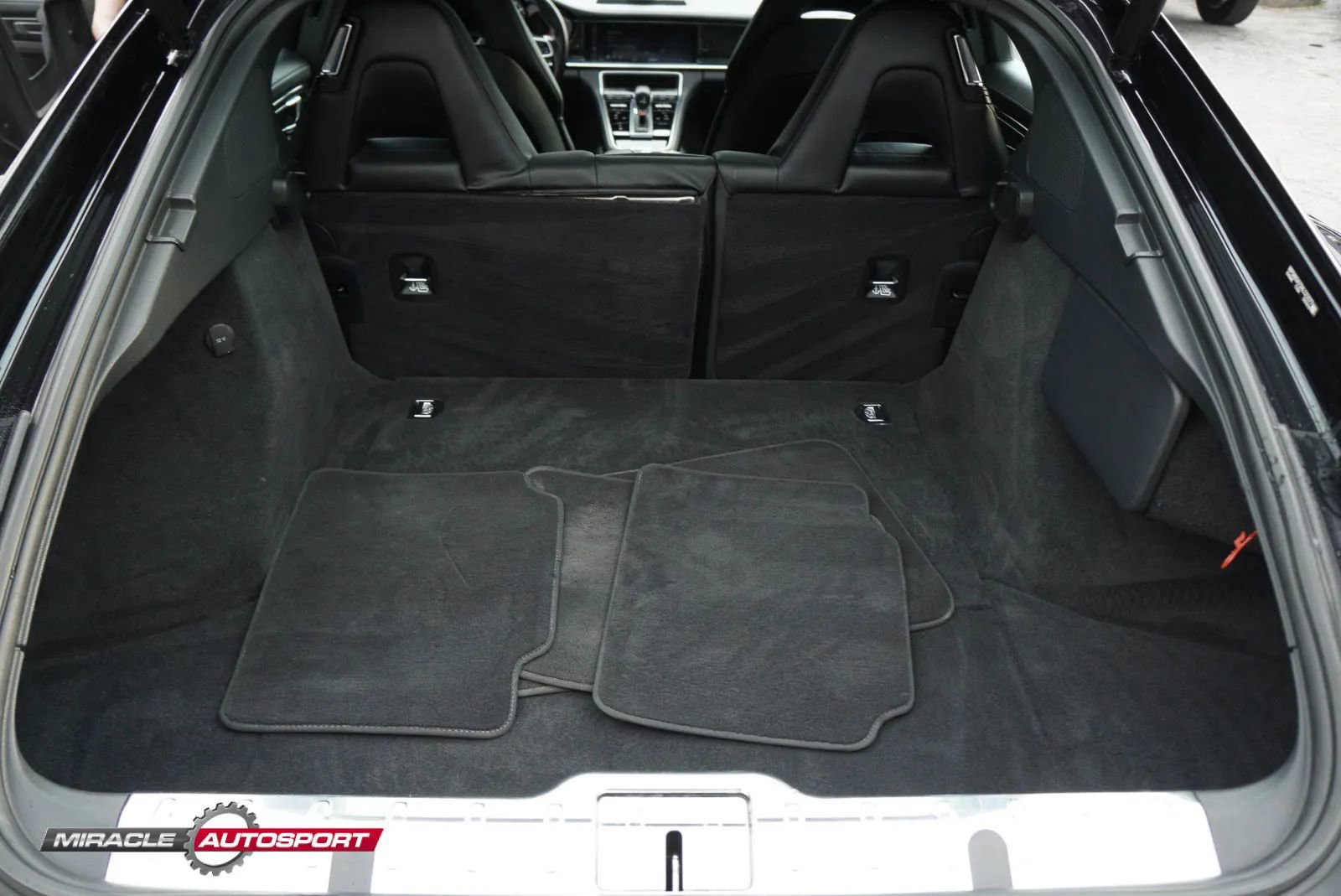 Used 2017 Porsche Panamera 4S AWD/4WD image 26