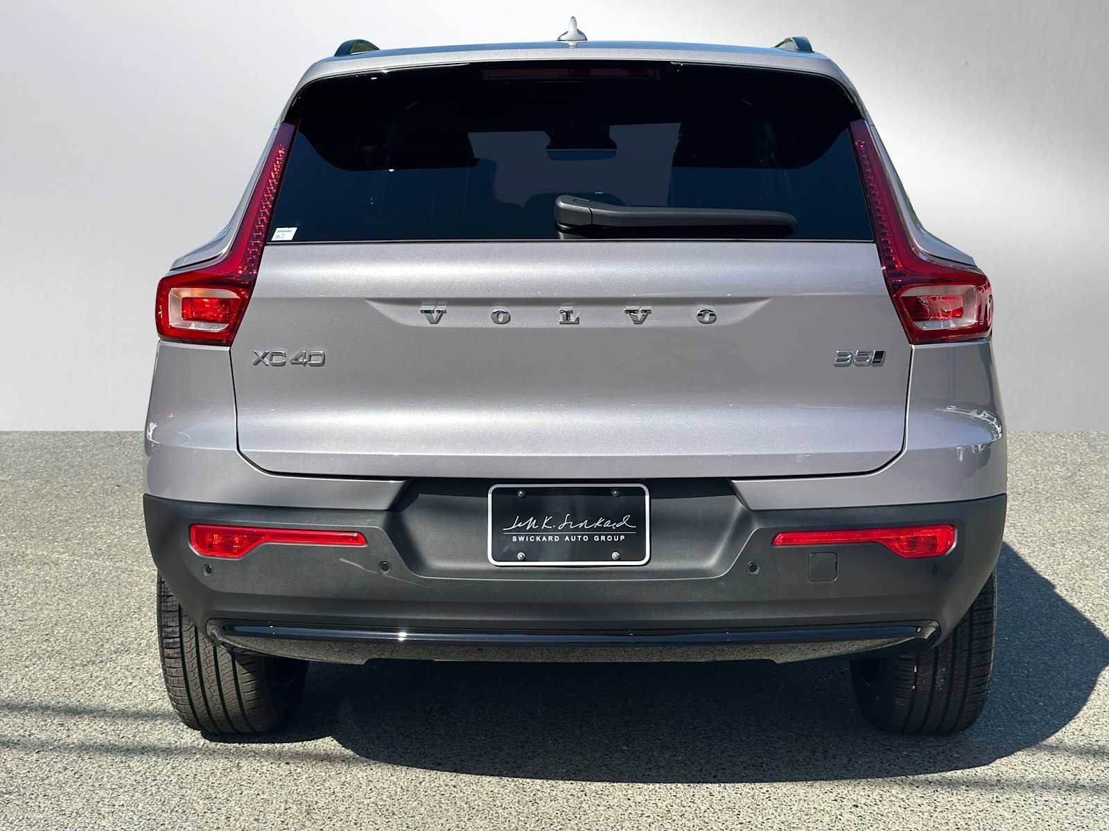 New 2026 Volvo XC40 B5 Ultra w/ Climate Package image 4