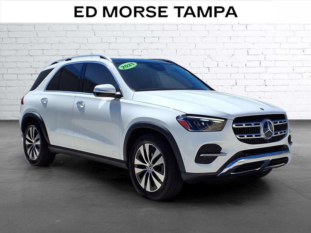 Used 2025 Mercedes-Benz GLE 350 4MATIC w/ Winter Package image 5