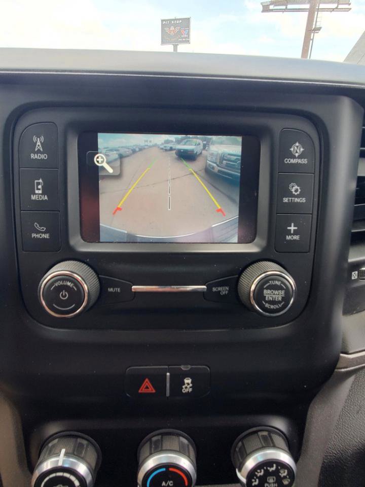 Used 2019 RAM 3500 Tradesman w/ Chrome Appearance Group image 13