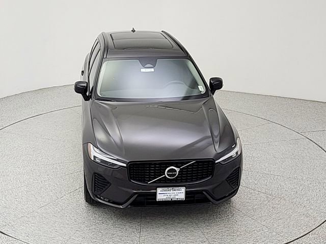 Certified 2025 Volvo XC60 B5 Plus w/ Climate Package AWD/4WD image 10