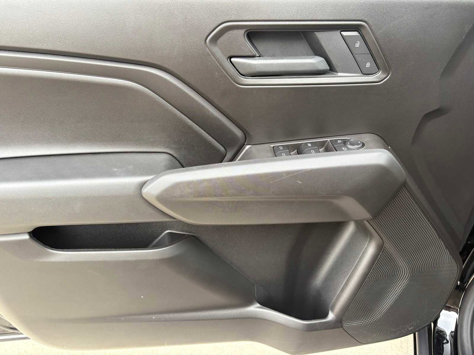 Used 2025 Chevrolet Colorado Trail Boss image 13