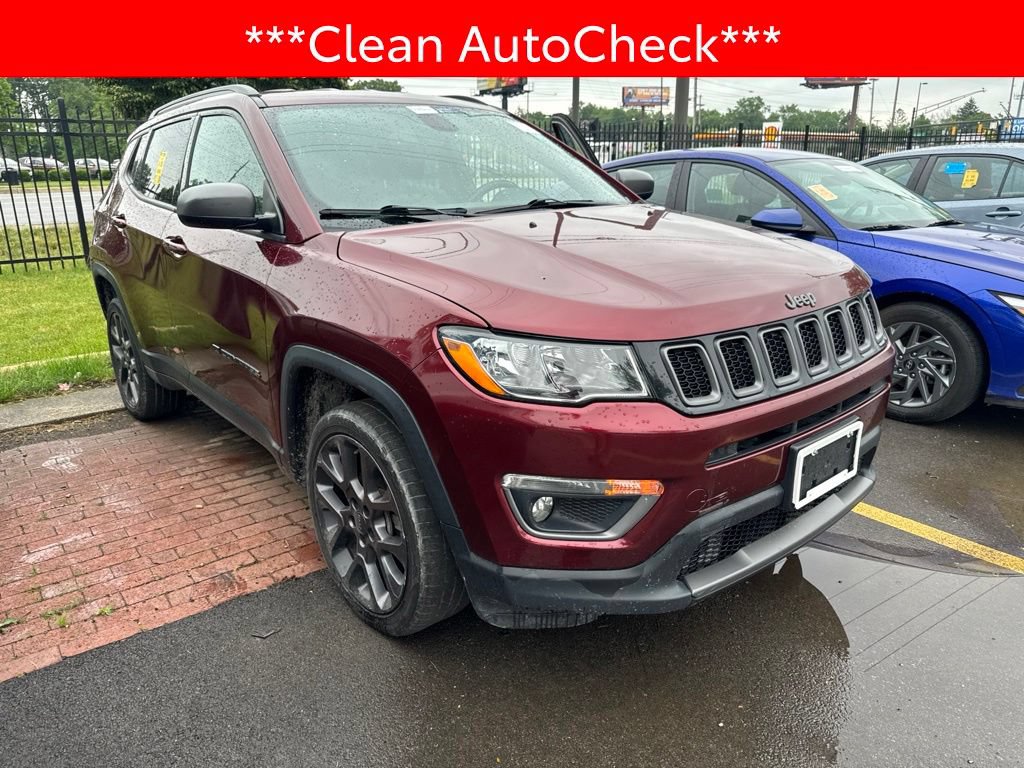 Used 2021 Jeep Compass Latitude AWD/4WD image 3