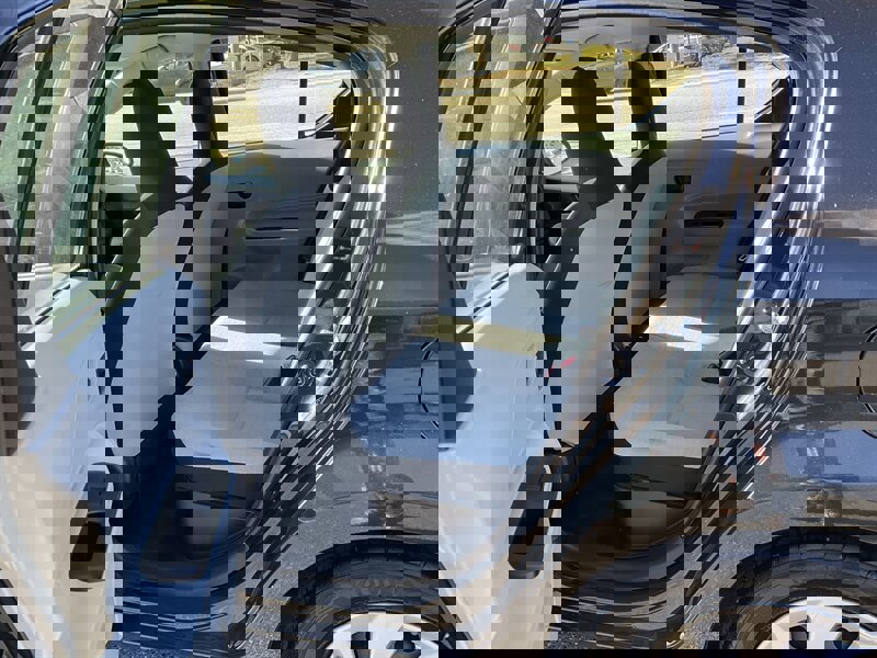 Used 2012 Toyota Prius C One image 14