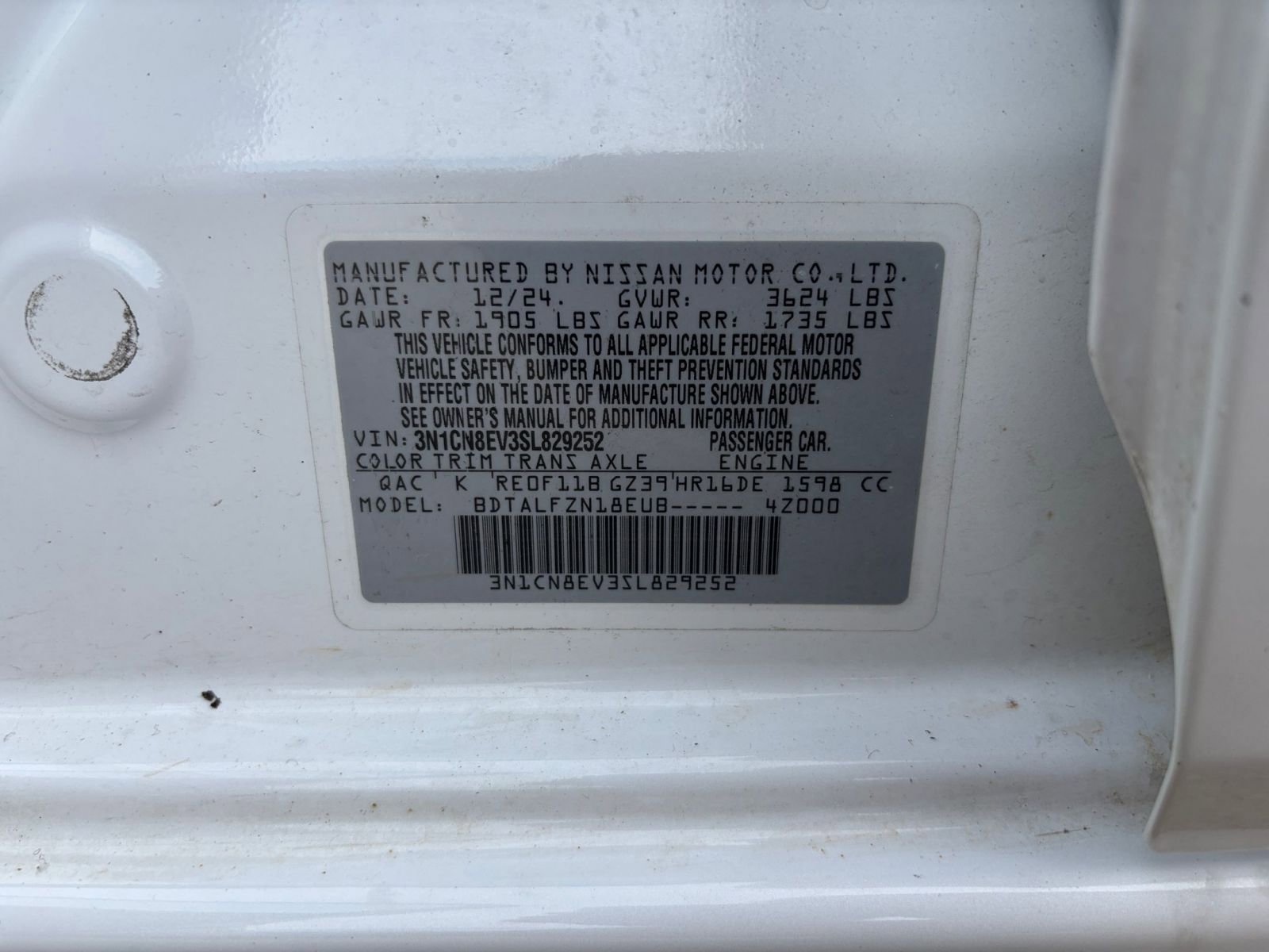 Used 2025 Nissan Versa SV FWD image 27