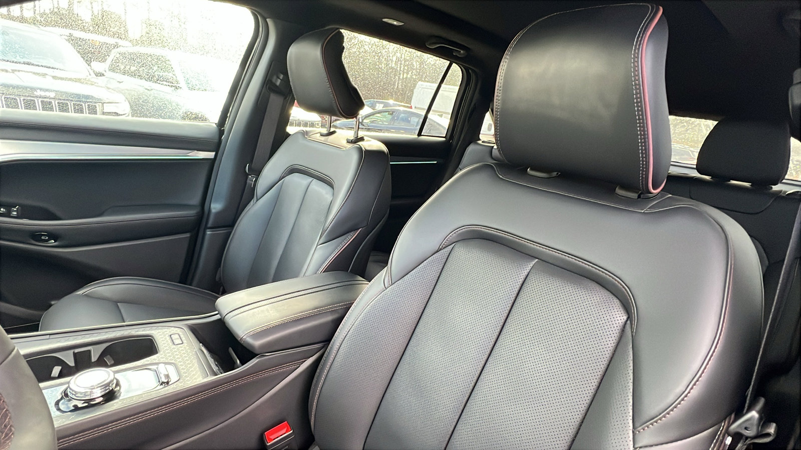 Used 2024 Jeep Wagoneer Launch Edition image 18