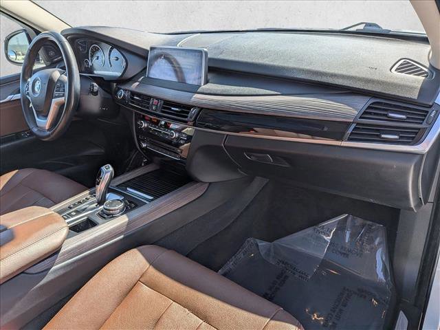 Used 2015 BMW X5 xDrive35d image 23