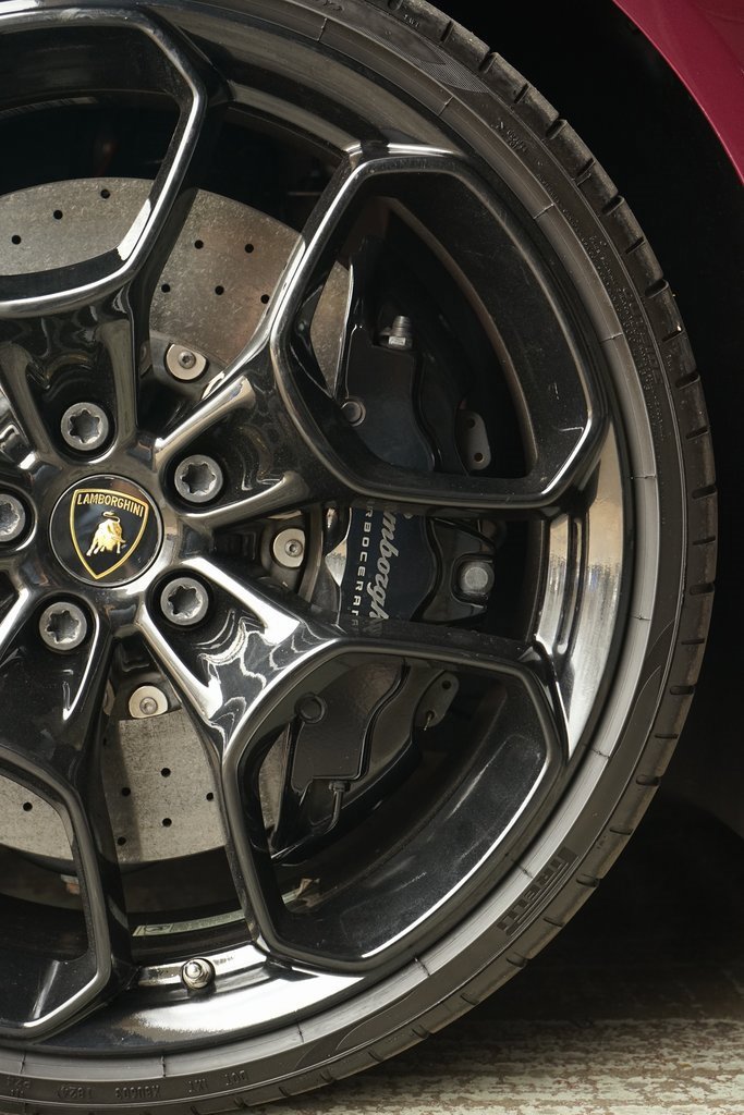 Used 2016 Lamborghini Huracan LP 610-4 image 26