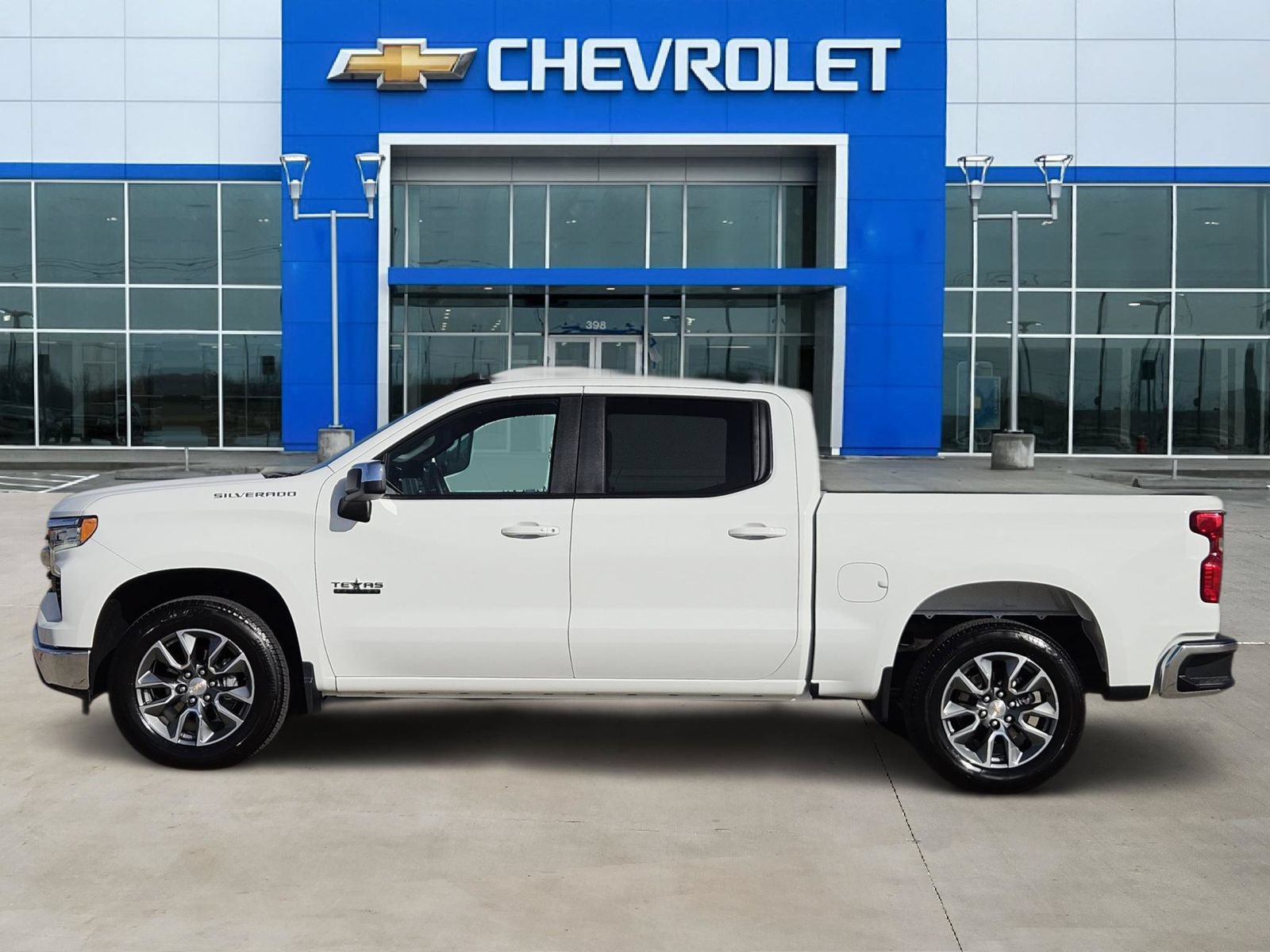 New 2026 Chevrolet Silverado 1500 LT w/ Texas Edition Plus RWD image 3