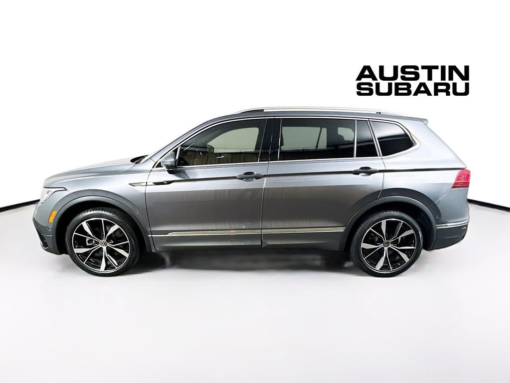 Used 2022 Volkswagen Tiguan SEL R-Line image 4