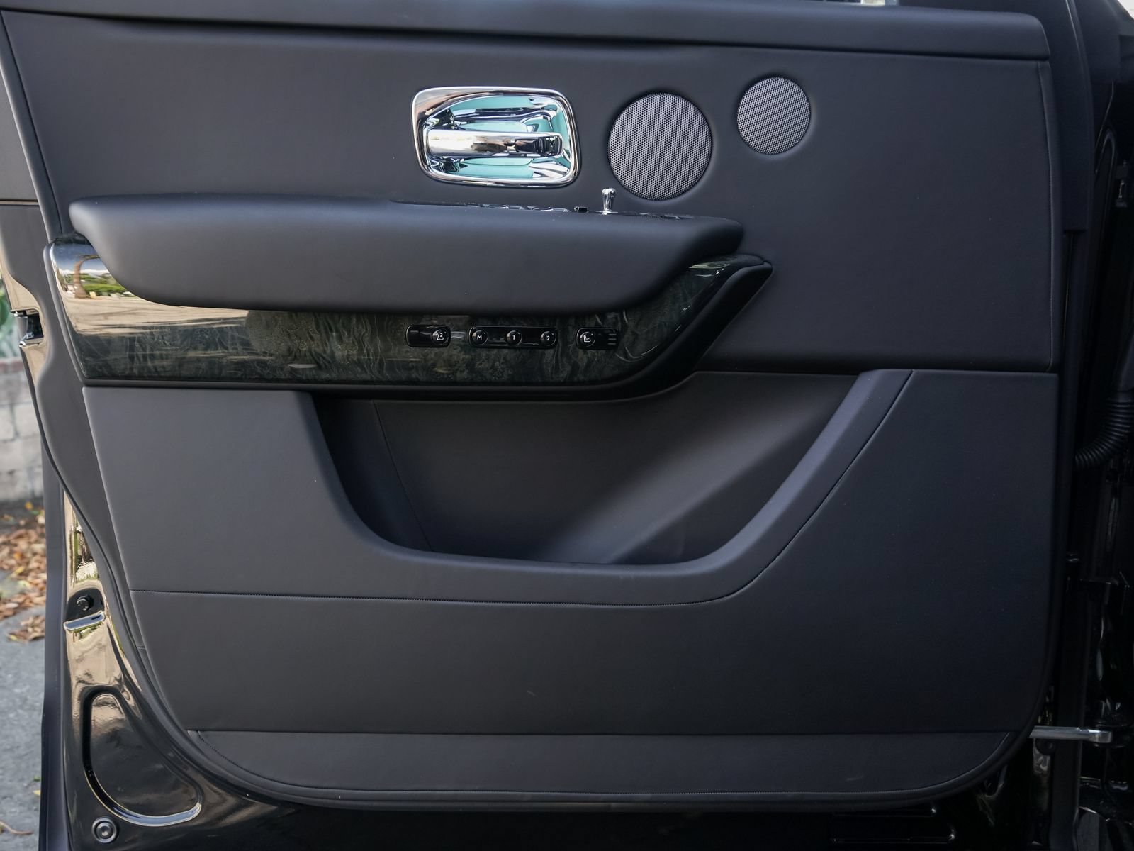 New 2027 Rolls-Royce Cullinan AWD/4WD image 29