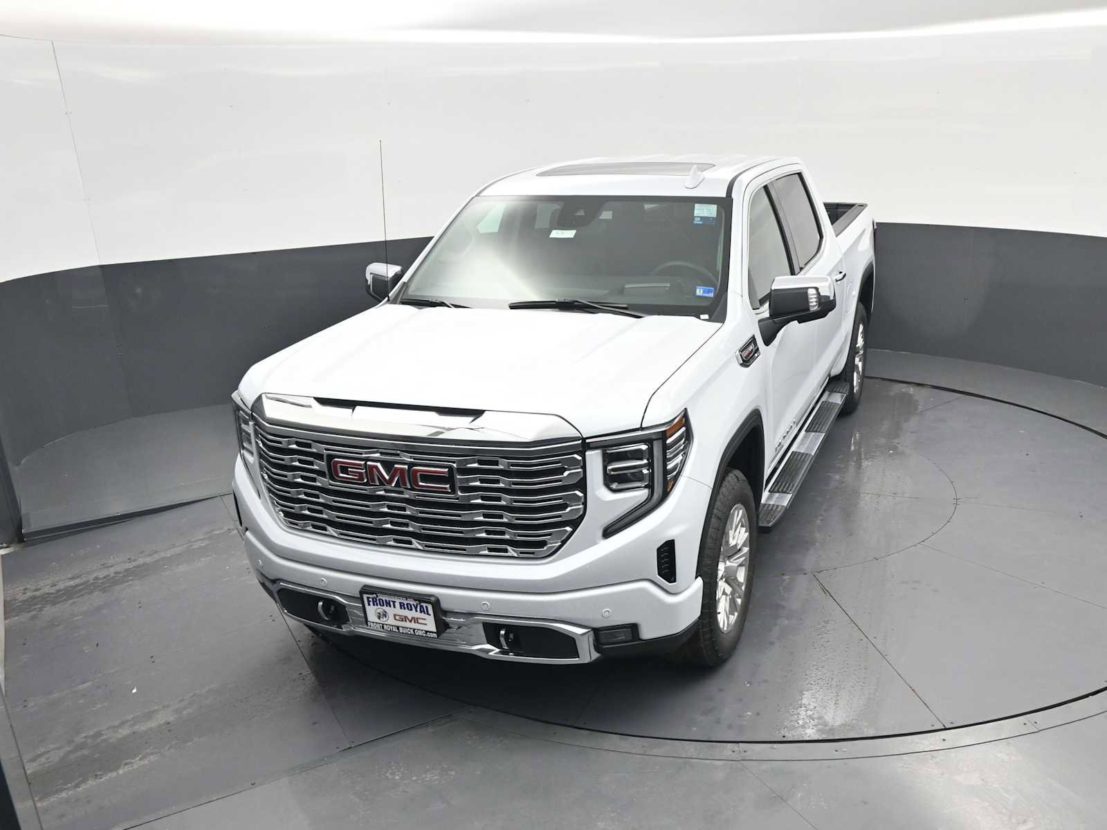 New 2026 GMC Sierra 1500 Denali w/ Technology Package AWD/4WD image 29