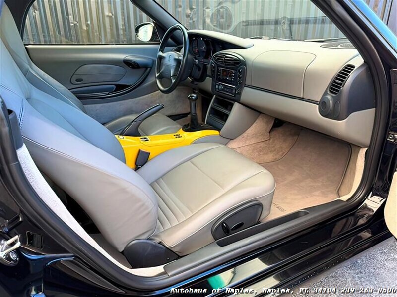 Used 1999 Porsche Boxster image 24