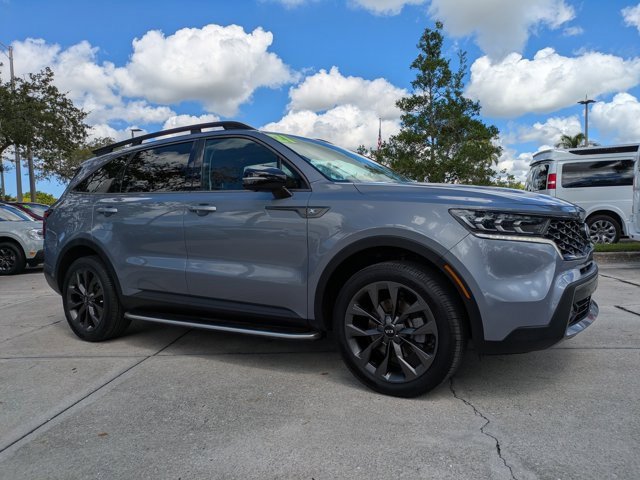 Used 2021 Kia Sorento SX Prestige image 2