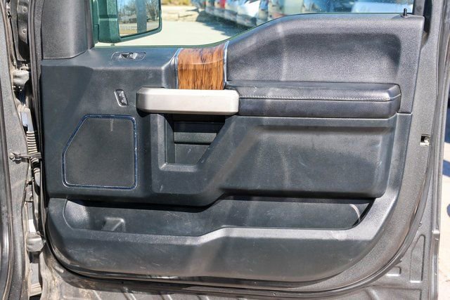 Used 2019 Ford F150 Lariat w/ Equipment Group 502A Luxury image 17