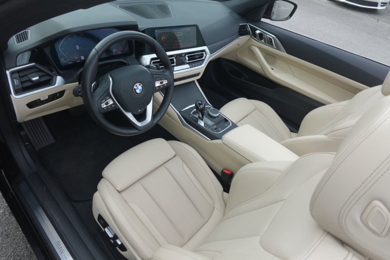 Used 2022 BMW 430i xDrive Convertible w/ Premium Package 2 image 11