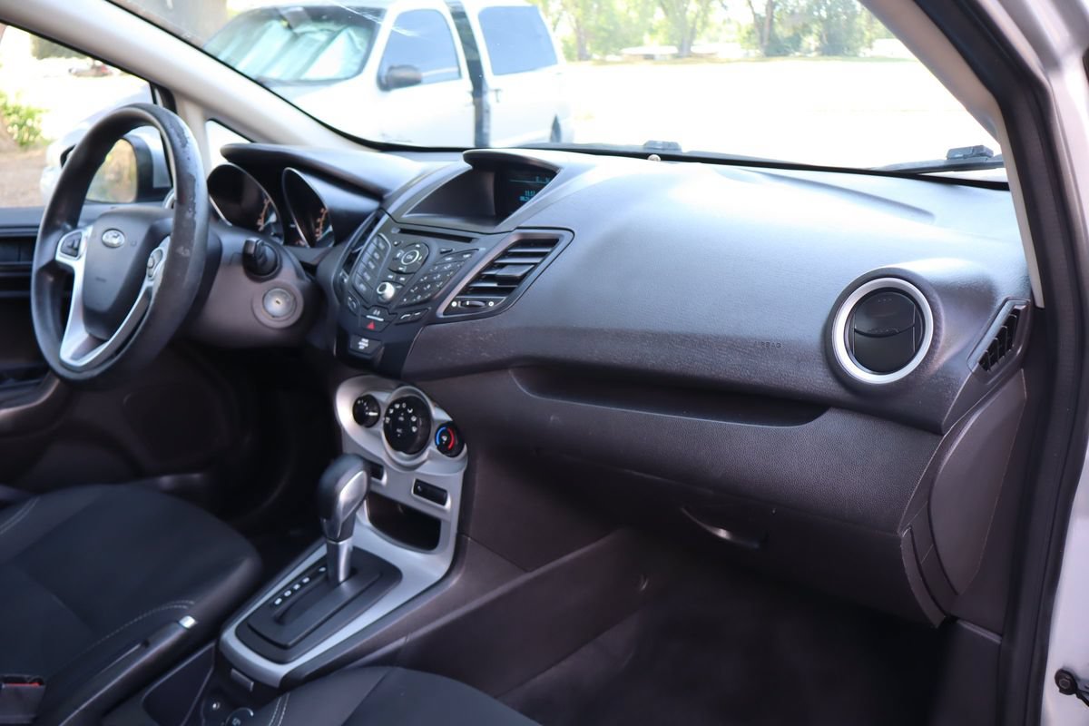 Used 2017 Ford Fiesta SE FWD image 17