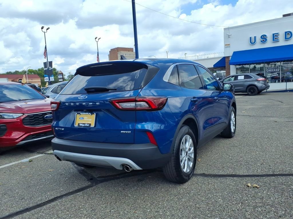 Used 2023 Ford Escape Active AWD/4WD image 5