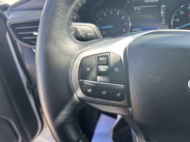 Used 2023 Ford Explorer XLT AWD/4WD image 41