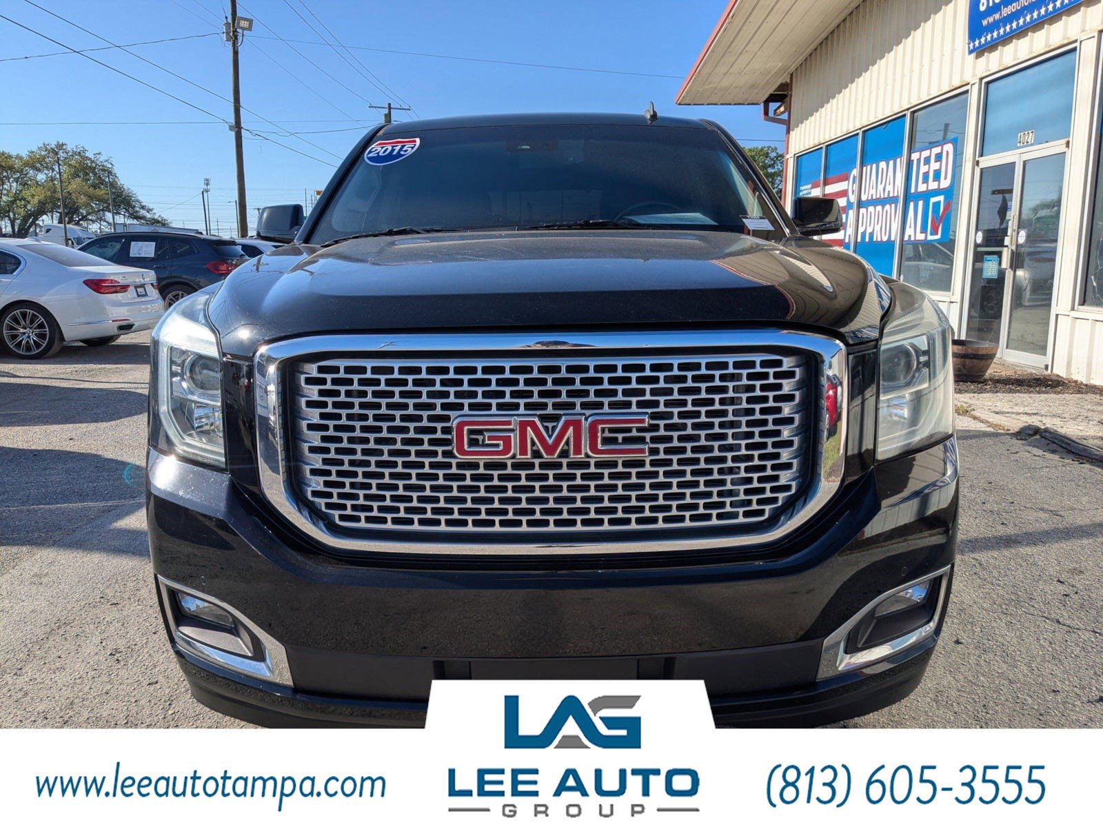 Used 2015 GMC Yukon Denali w/ Touring Package AWD/4WD image 8