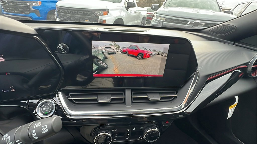 New 2026 Chevrolet Trax RS w/ Sunroof Package image 26