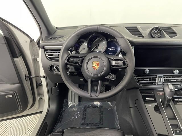 New 2025 Porsche Macan Turbo image 37
