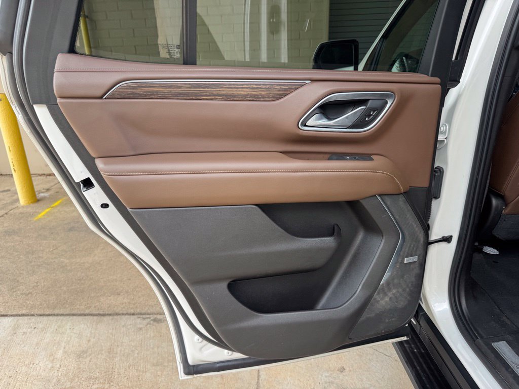 Used 2021 Chevrolet Tahoe High Country AWD/4WD image 26