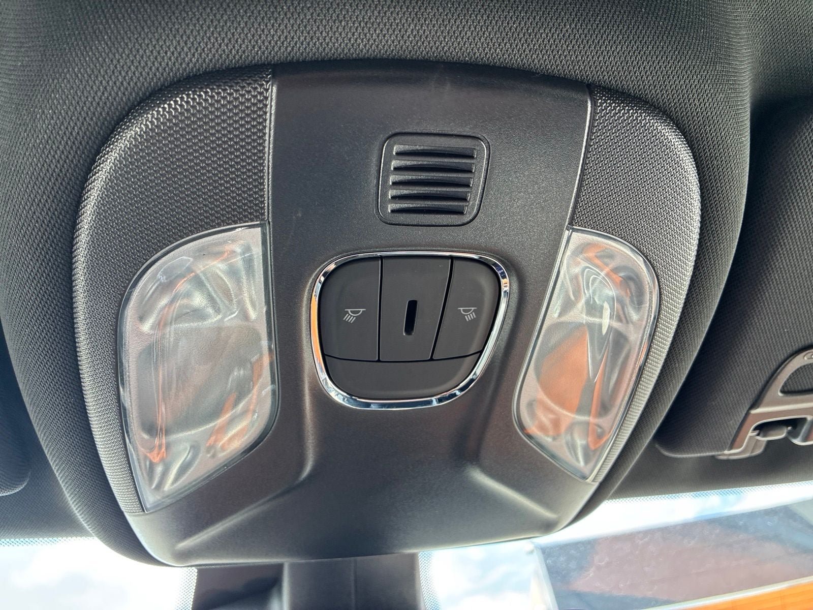 Used 2023 Jeep Compass Limited AWD/4WD image 30