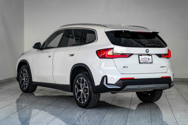 Used 2023 BMW X1 xDrive28i AWD/4WD image 8
