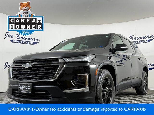 Used 2023 Chevrolet Traverse LT w/ Midnight/Sport Edition image 2