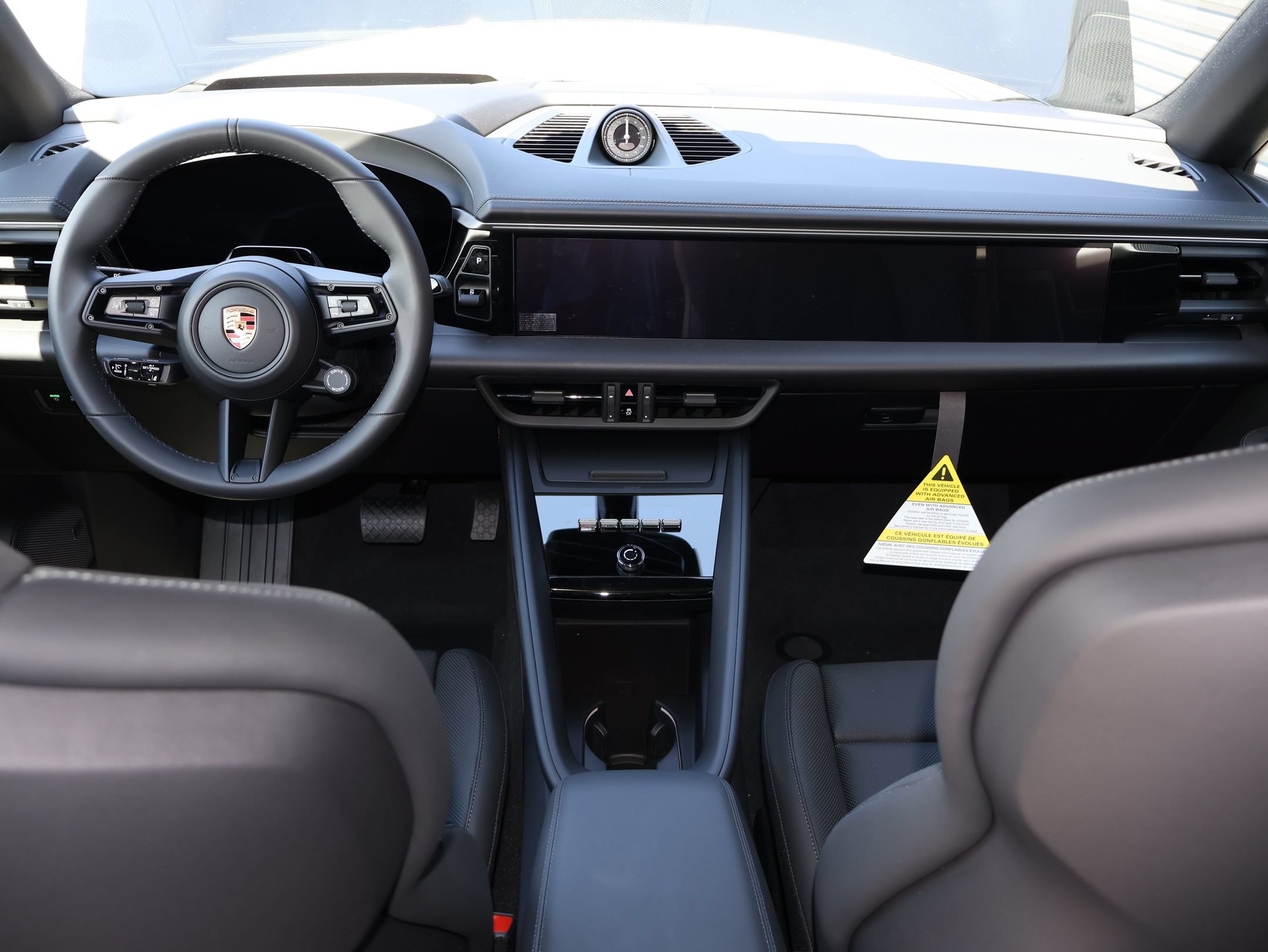 New 2026 Porsche Macan 4 Electric AWD/4WD image 28