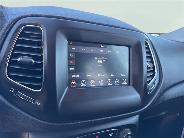 Used 2018 Jeep Compass Latitude w/ Popular Equipment Group image 20